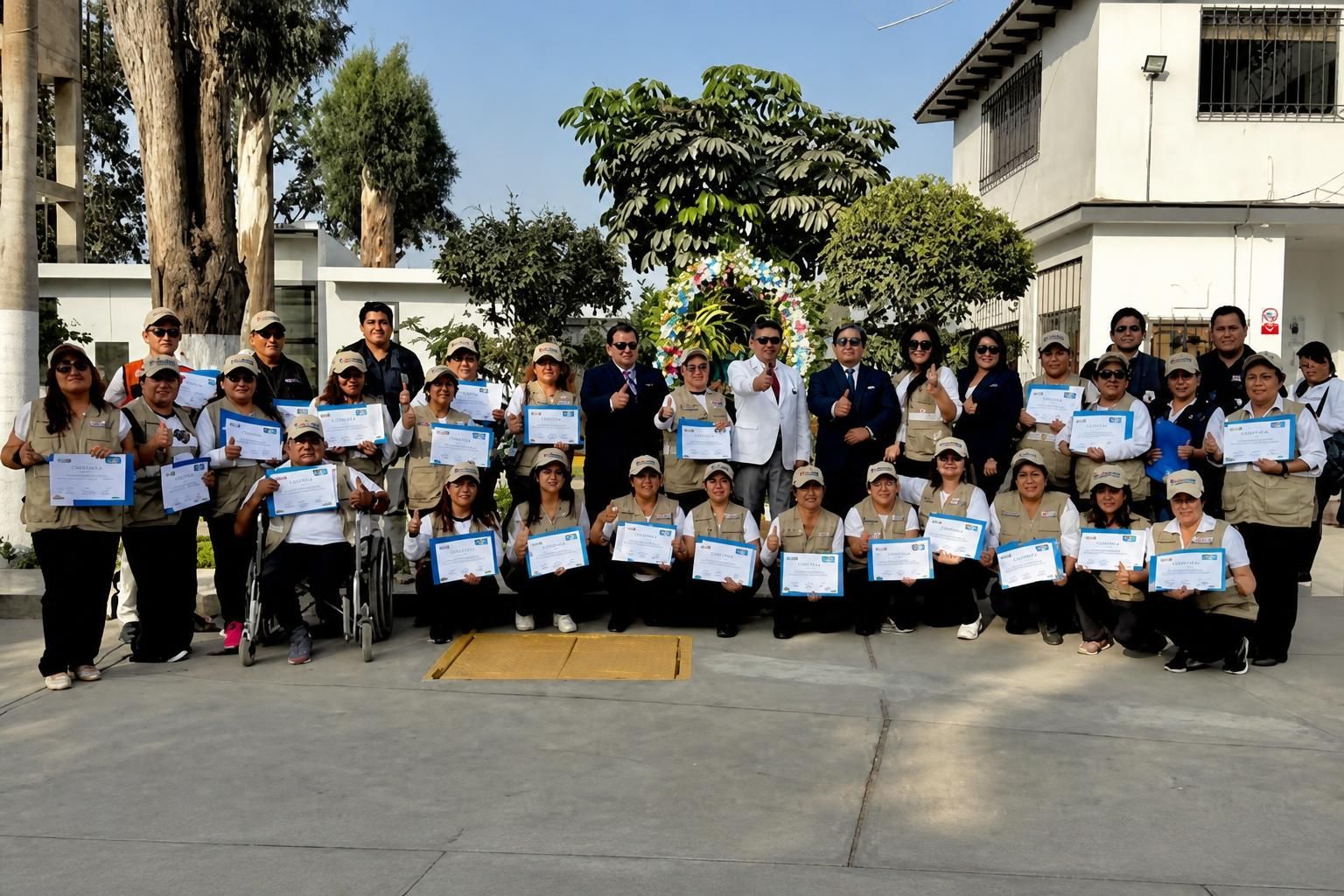 Diris Lima Este reconoce a 33 brigadistas de Santa Anita por su preparación ante emergencias