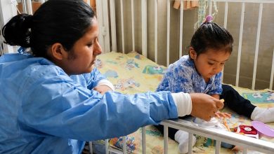 Especialistas del INSN Breña salvan a niña de 2 años con obstrucción intestinal por hidrogel
