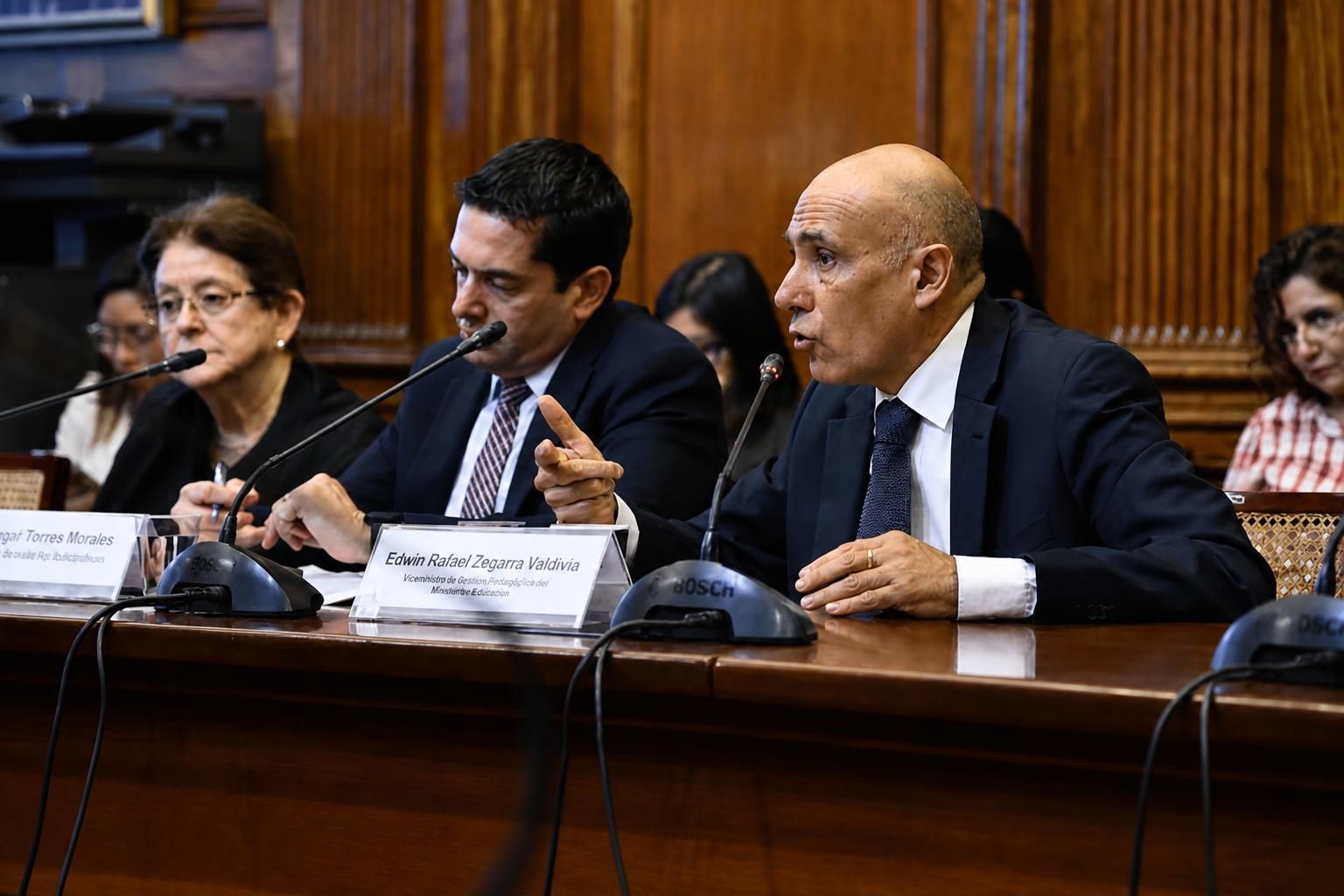 Fuerzas Armadas están capacitadas para la búsqueda y rescate de personas en caso de emergencia
