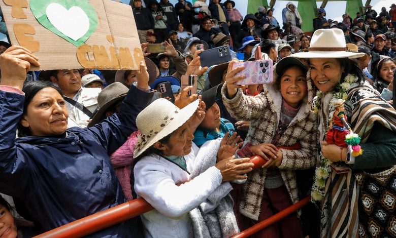 Fujimori en Puno: anunció planta procesadora de fibra, carretera Macusani-Nuñoa y universidad
