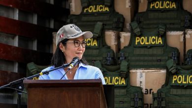 Keiko Fujimori entrega 900 chalecos antibalas a la Policía del Callao