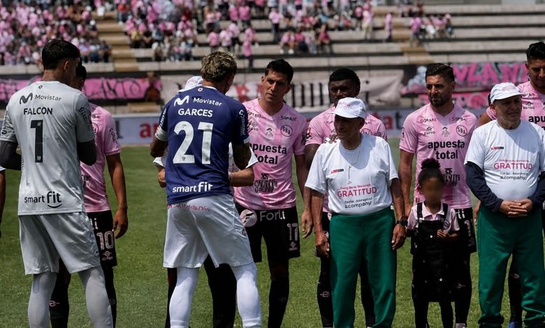 MIMP impulsa participación de adultos mayores en partido de Liga 1 donde reciben reconocimiento