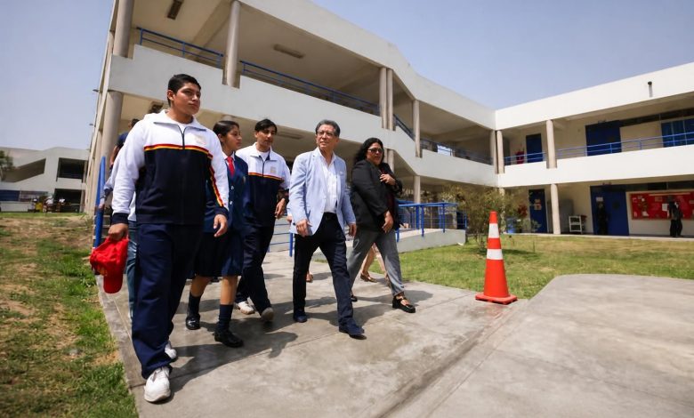 Minedu prepara nueva beca para los estudiantes más destacados de los COAR