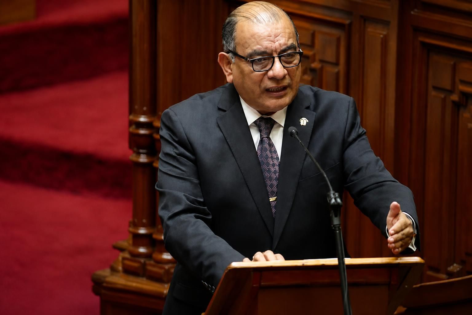 Ministro César Astudillo presenta en el Congreso una estrategia frontal contra el crimen organizado