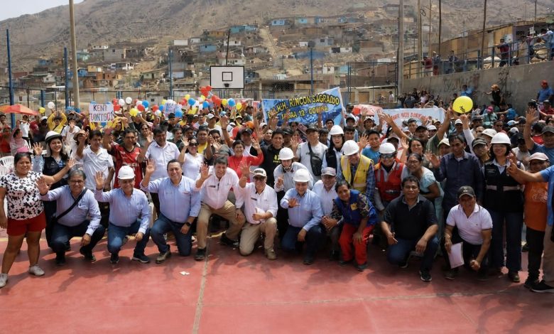 Ministro de Vivienda inspecciona obras de agua y saneamiento en Lima Norte