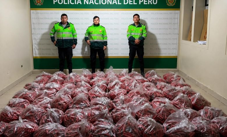 PNP incauta 70 bolsas de explosivos sin autorización en La Libertad