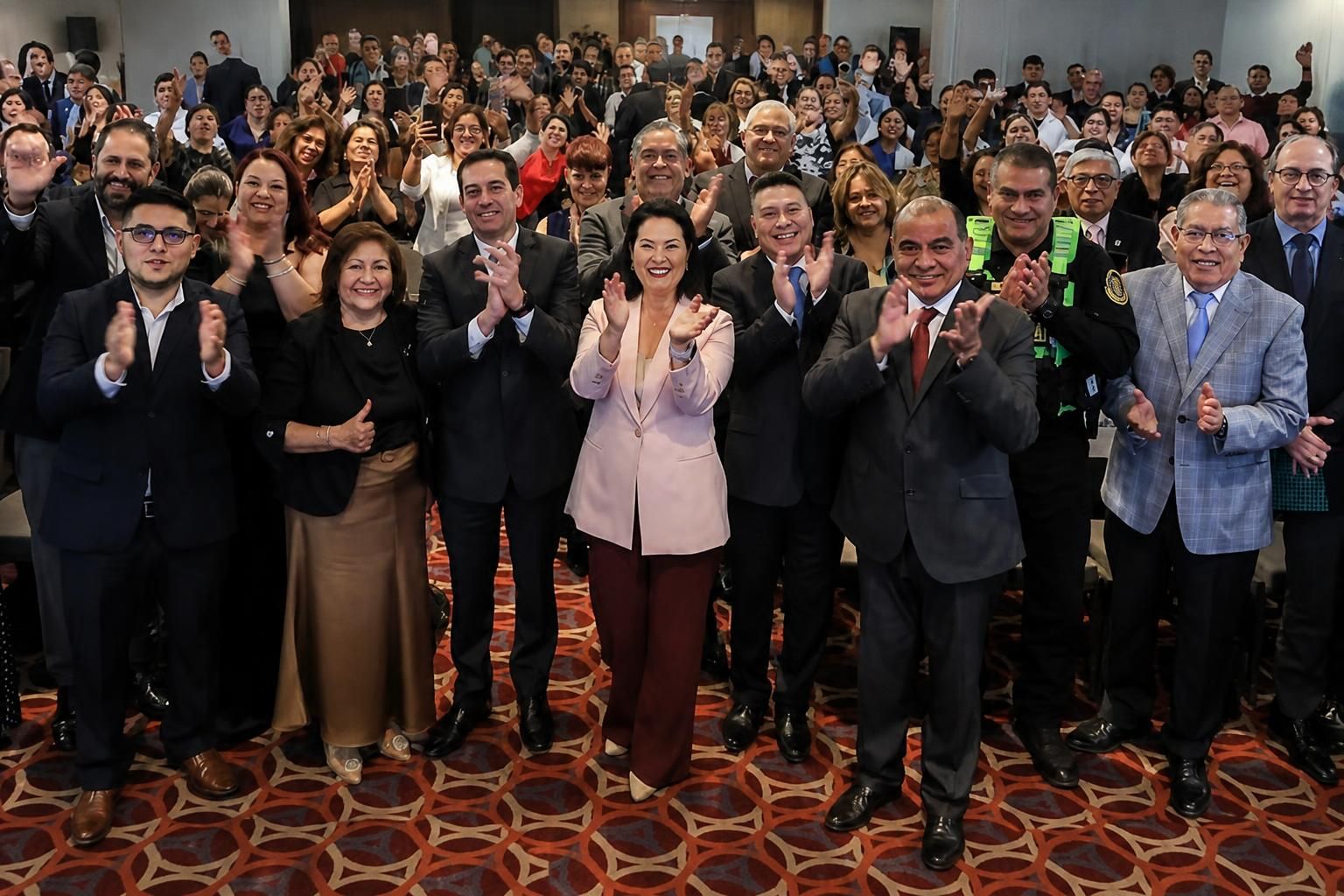 PRODUCE reconoce a más de 400 mil bodegas y su aporte al empleo en el Perú