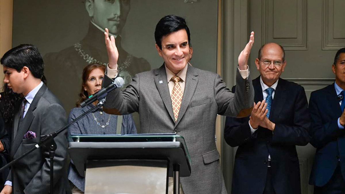 Canciller Espá clausura muestra de Martín Chambi: “Estas imágenes seguirán mostrando la riqueza del Perú”