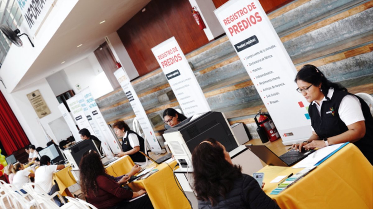 Sunarp acercó orientación registral gratuita  a vecinos y emprendedores de San Miguel
