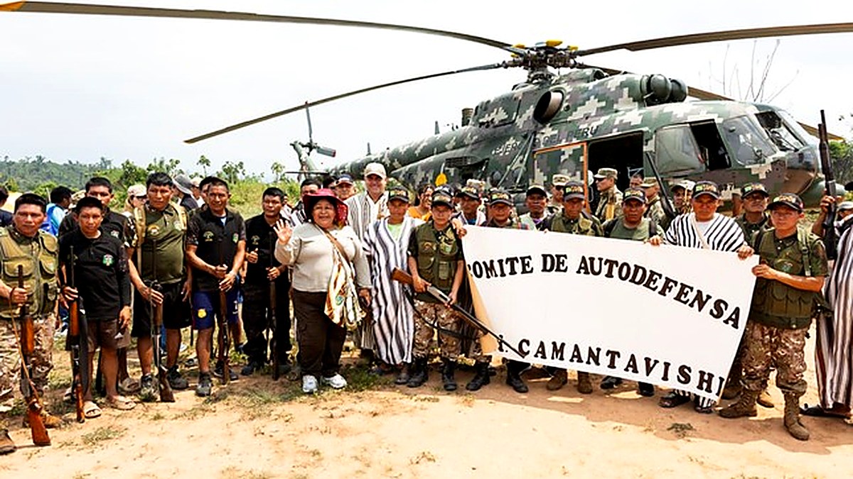 Gobierno lleva 10 toneladas de ayuda humanitaria a comunidad asháninka, símbolo de la lucha contra el terrorismo