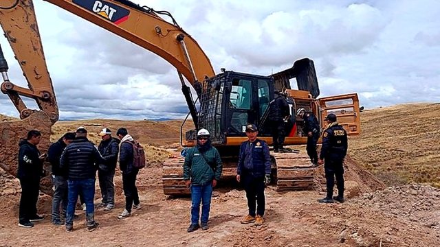 FEMA logra desarticular red de extracción ilegal de minerales en el sector Choccoyo
