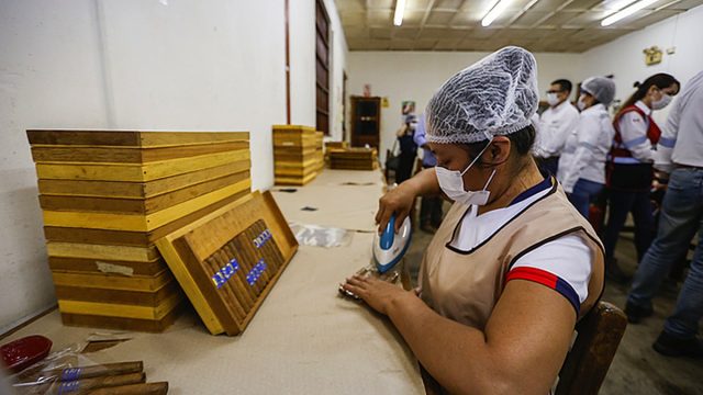 ¿Sabías que tu empleador debe informarte sobre la política salarial del lugar donde trabajas?
