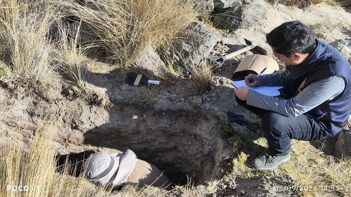 Fiscalía en Derechos Humanos y Medicina Legal de Cusco exhuman restos de 5 víctimas de la violencia armada en Chumbivilcas