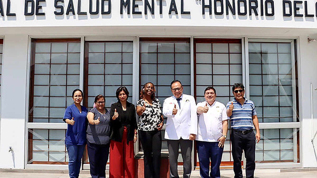 Directivos del INSM “HD-HN” y la Dra. Conteh de la Universidad de Boston evalúan alianzas de cooperación e intercambio en salud mental
