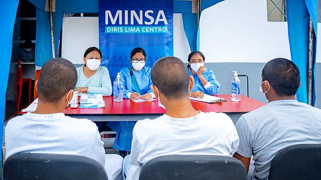 Diris Lima Centro fortalece prevención de enfermedades respiratorias en adolescentes del Centro Juvenil de Lima