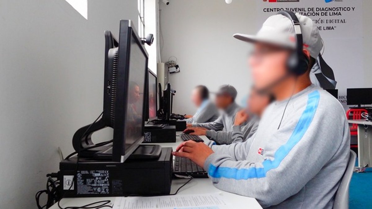 Internos de centros juveniles acceden a becas de inglés del ICPNA para construir un futuro lejos de infracciones
