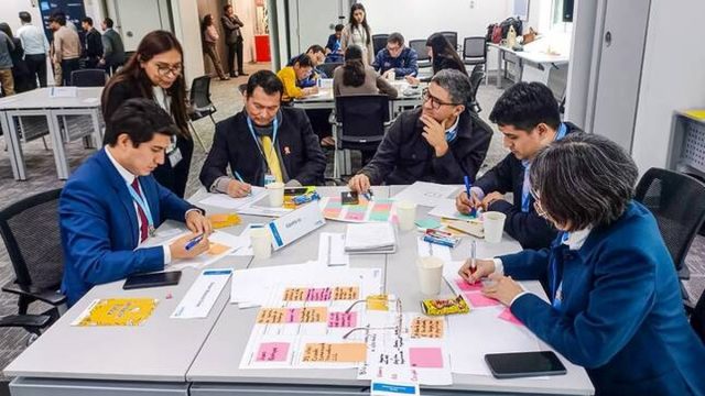PCM capacita a más de 4.130 servidores en innovación pública