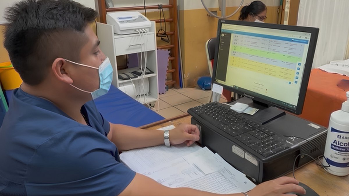 Hospital de Chosica digitaliza Historias Clínicas y beneficiará a más de 150 mil pacientes al año