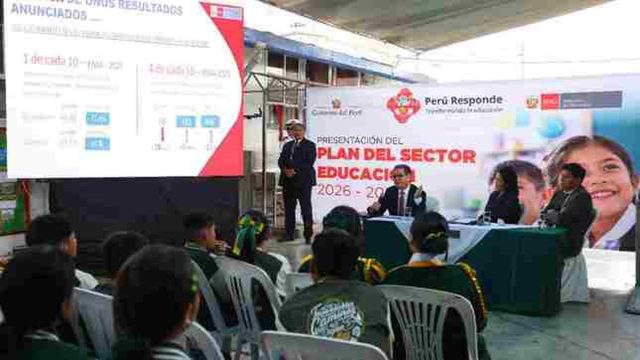 Presidenta Fujimori anuncia reforma integral de sector educación