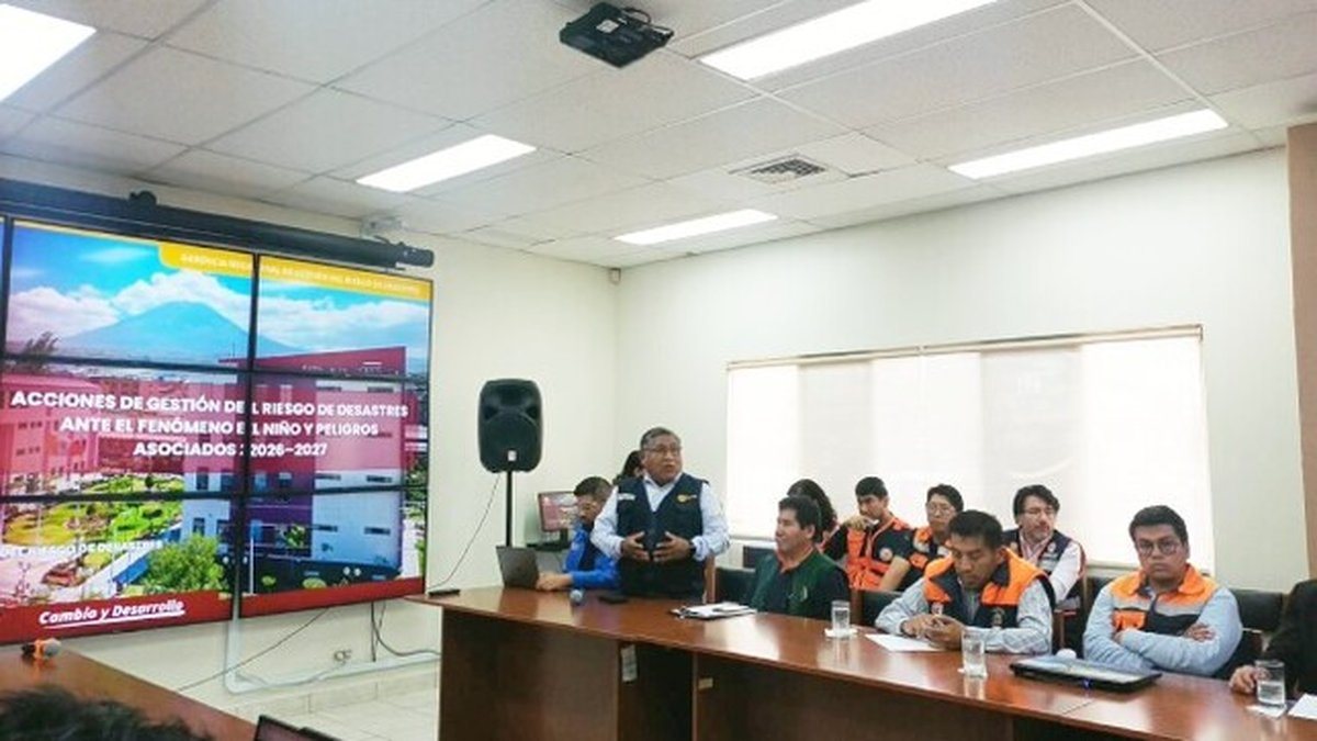 Senamhi presenta escenarios de El Niño a municipalidades de Arequipa para fortalecer la prevención