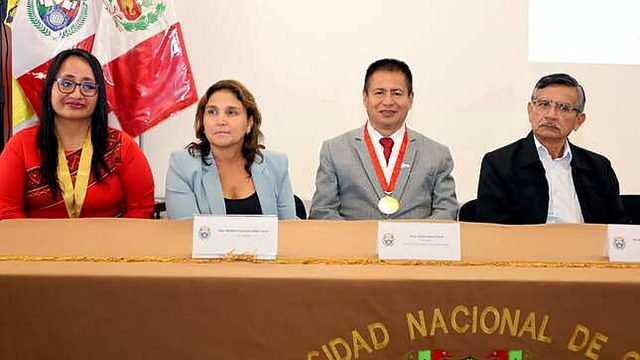 Universidad Nacional de Cañete abordó la ética y la legalidad en el ejercisio de la autoridad universitaria