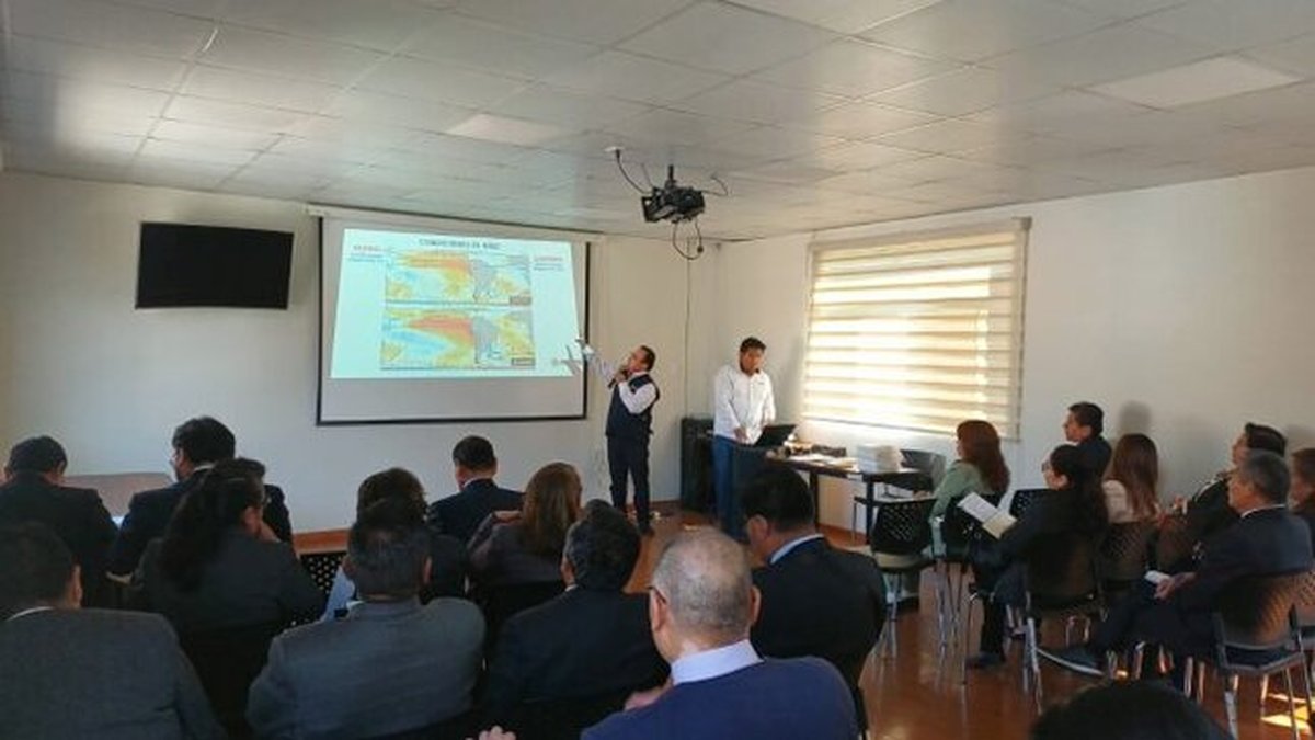 Senamhi brinda información climática para evaluar adelanto del año escolar 2026 en Arequipa