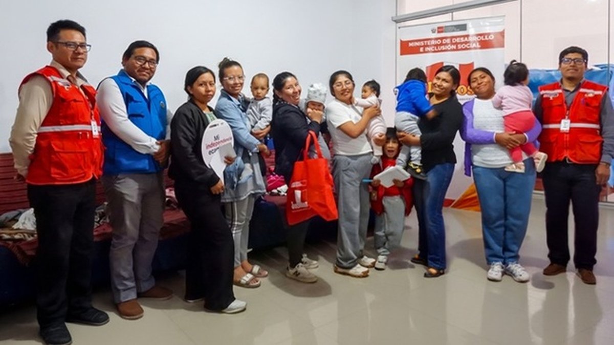 Moquegua: Juntos impulsa emprendimientos con tecnología y asesoría personalizada