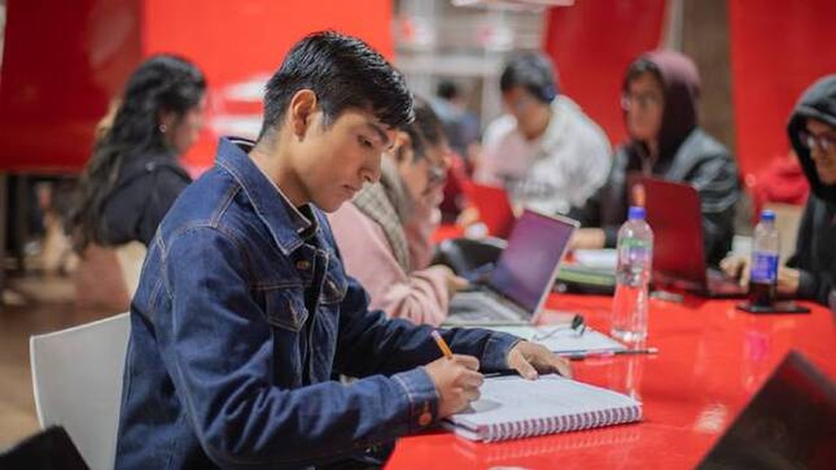 ¿Cómo evitar la procrastinación mientras estudias? Pronabec comparte 8 técnicas prácticas