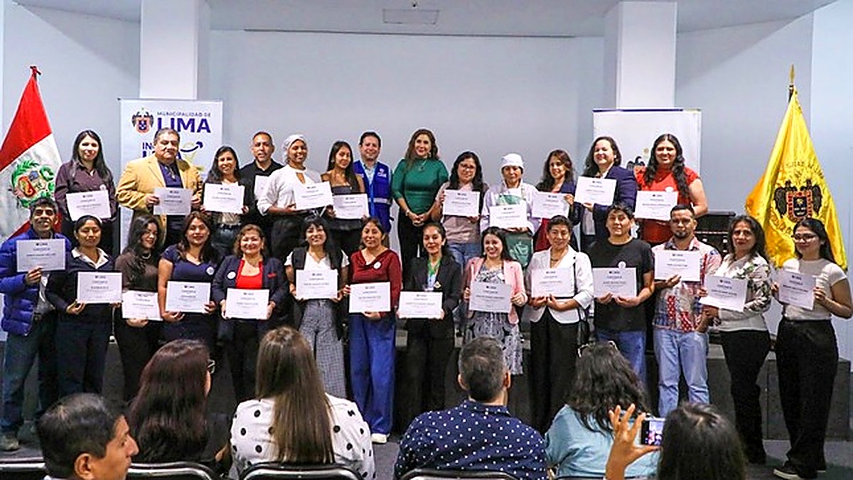 Municipalidad de Lima reconoce a 31 emprendedores que llegaron a la etapa final de Incuba Lima 2026-I