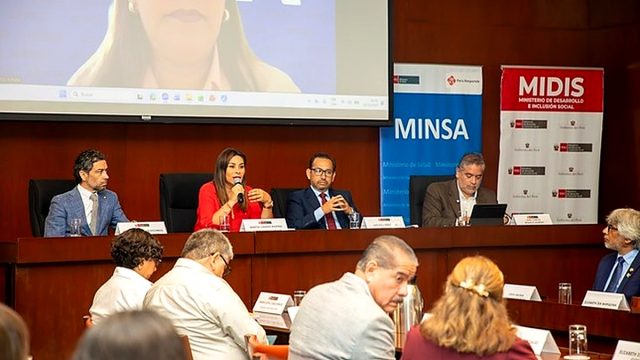 Midis lidera esfuerzos para frenar la anemia y cerrar brechas en salud, alimentación y agua potable en los hogares más vulnerables