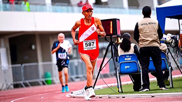 Historias que nos unen: el atleta que no da ventaja al tiempo