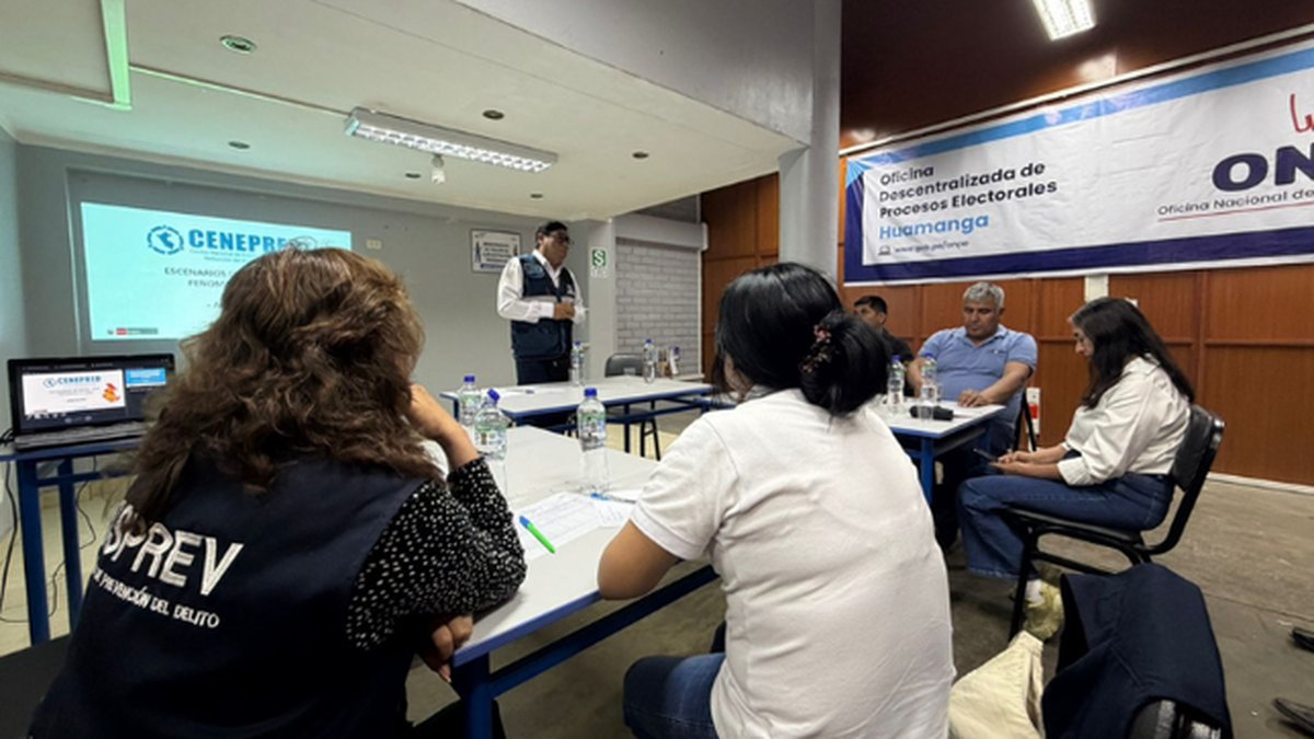 Fiscalía de Prevención del Delito de Huamanga coordinó acciones de seguridad para los locales de votación