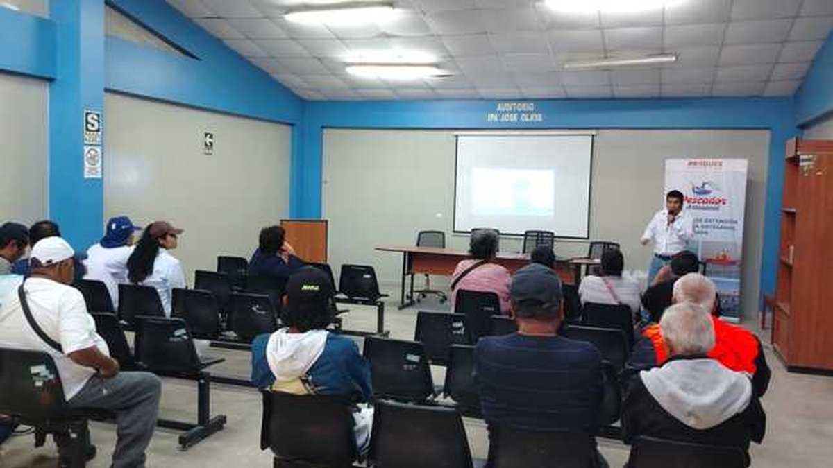 PRODUCE refuerza seguridad de pescadores de Pisco ante sismos y tsunamis