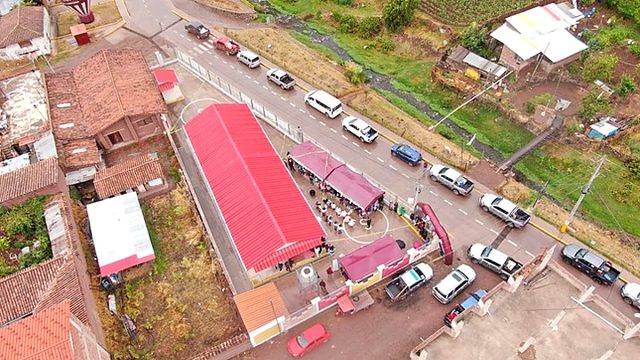 Transformación Educativa En Quispicanchi: Gobernador Werner Salcedo Entrega Local De Contingencia De Yanamanchi Por Una Educación Digna