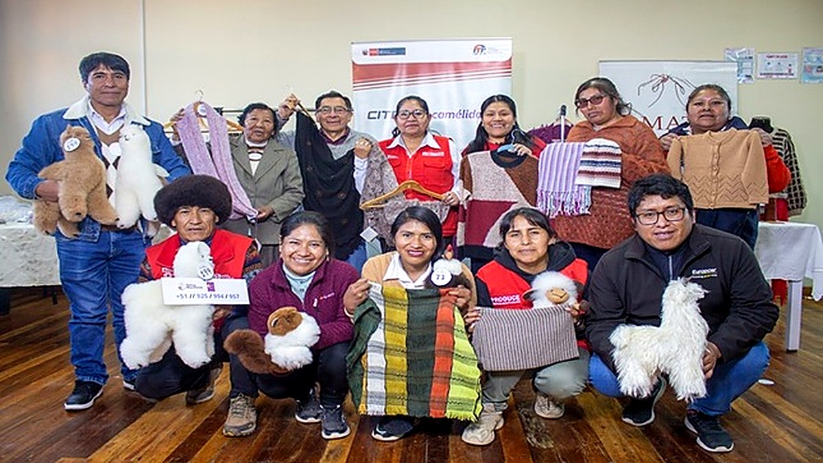 CITEtextil Camélidos Puno impulsa nuevas oportunidades comerciales para microempresarios textiles mediante redes sociales