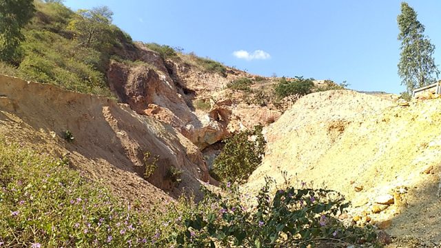INGEMMET identifica zonas con presencia de oro en Piura y hierro en Lambayeque
