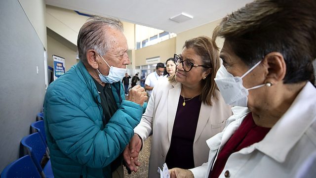 Presidenta de EsSalud: ‘Tenemos el compromiso de acompañar al paciente las 24 horas’