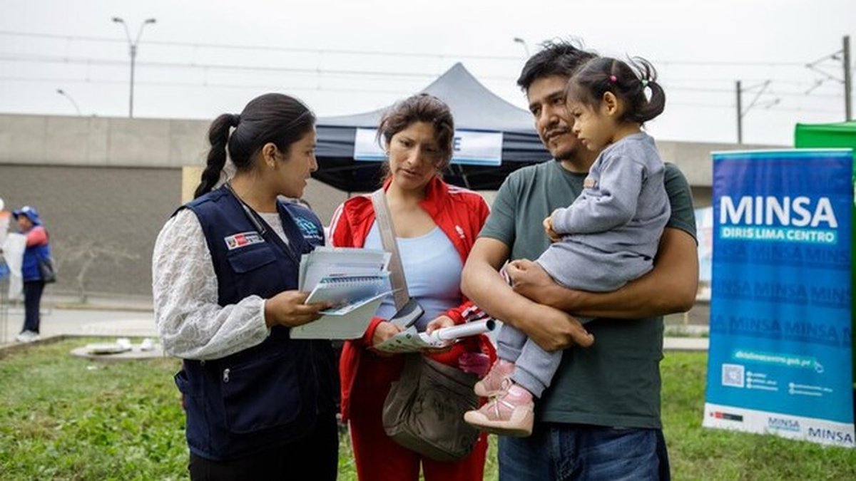 Diris Lima Centro acerca servicios de salud y prevención ante el FEN en San Juan de Lurigancho