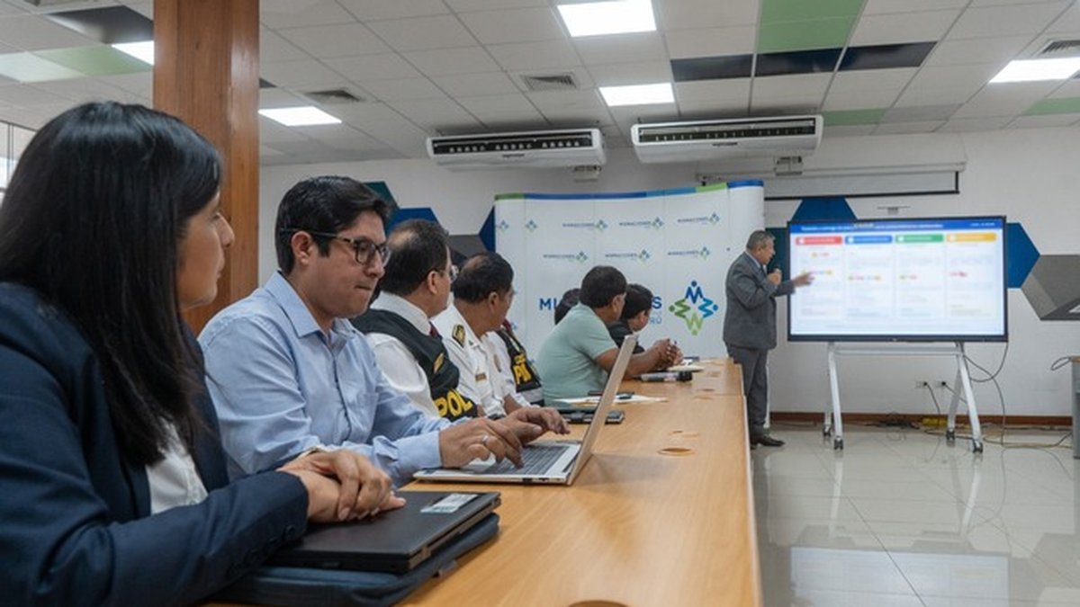 Migraciones y PNP se unen para enfrentar casos de falsedad documental en controles migratorios