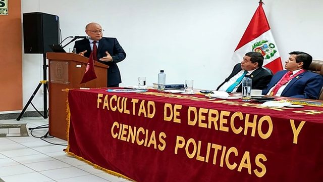 Presidente del Tribunal Constitucional Pedro Hernández expuso en la Universidad Nacional de Piura sobre el control del poder