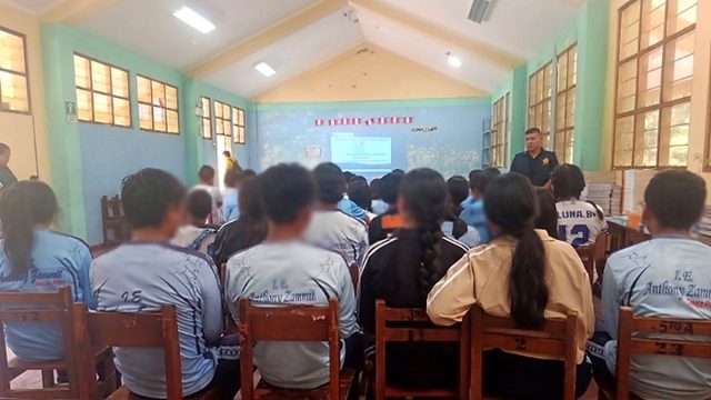 Ayacucho: Fiscalía de Familia de Ayna brindó charla a estudiantes y realizó control en cabinas de internet en Simariva