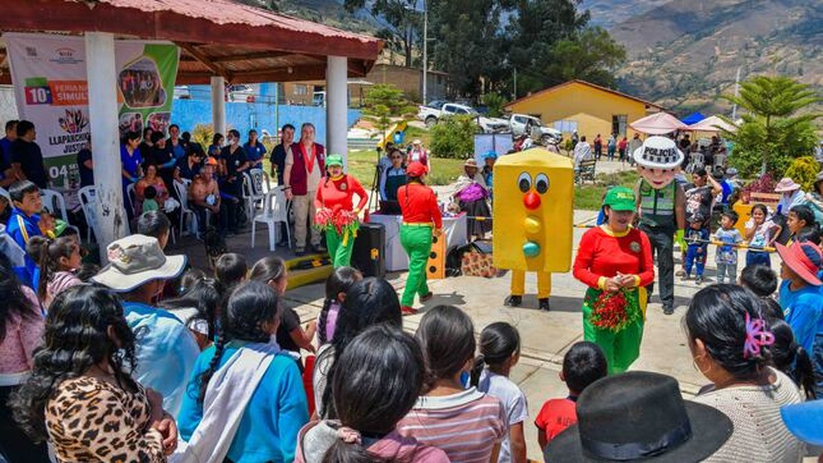 Masiva participación: Malconga vivió una verdadera fiesta informativa en la X Feria Nacional "Llapanchikpaq Justicia"