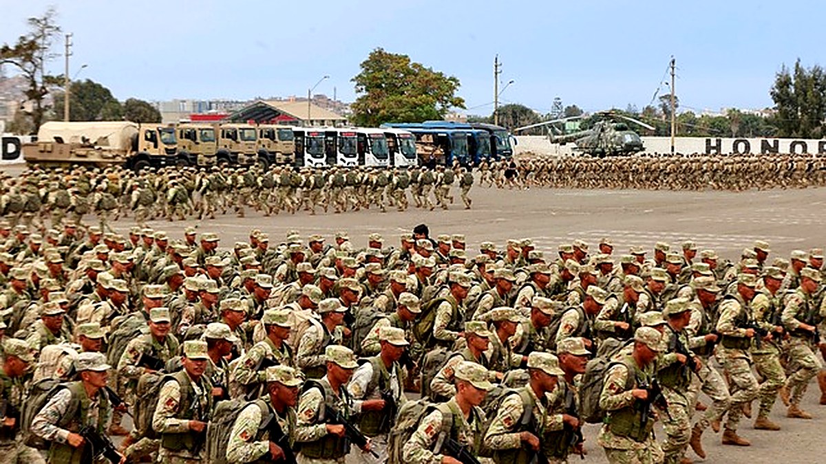 Gobierno desplegará 41 mil militares para la seguridad de las Elecciones Regionales y Municipales