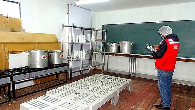 Pasco: escolares de Champamarca reciben equipamiento de cocina para optimizar el servicio alimentario del PAE