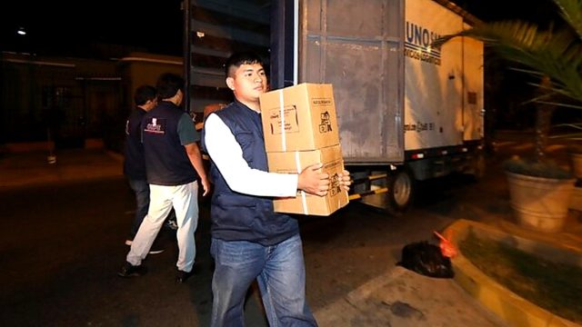 ONPE culminó entrega del material que se usará en los locales de votación de todo el país