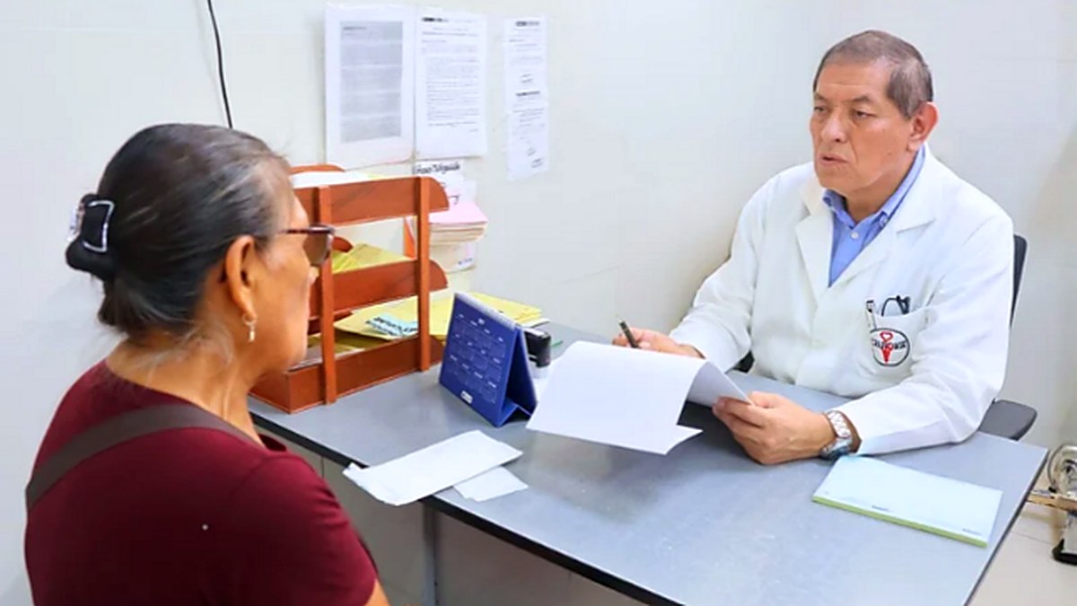 Menopausia: especialista del Hospital Loayza pide atención médica oportuna