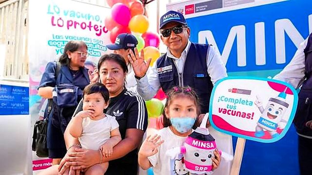 Minsa intensifica vacunación contra la polio en niños menores de 5 años