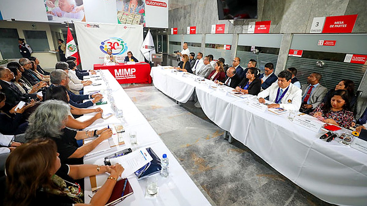 Minsa, MIMP y Minedu unen fuerzas por la salud mental
