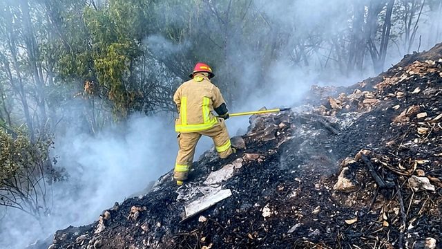 Cusco: Serfor monitorea evolución de incendio forestal en Urubamba