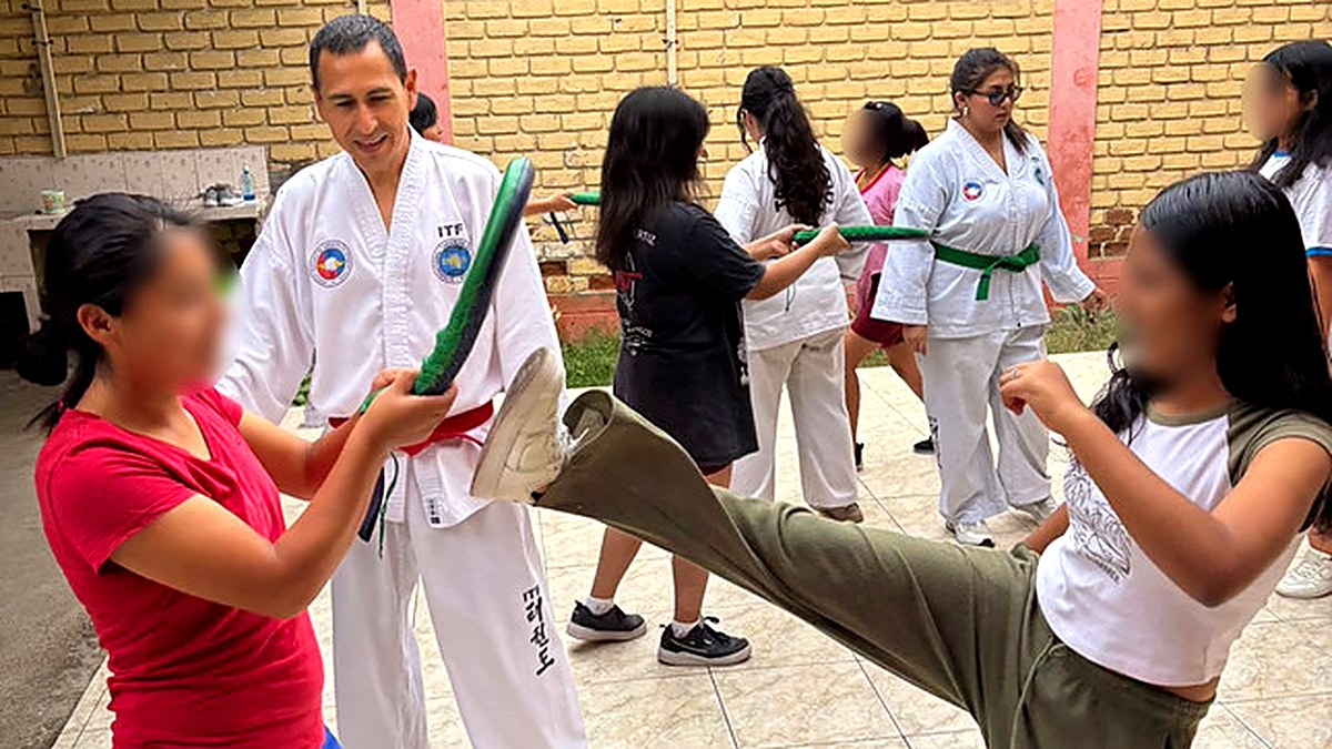 Inabif impulsa taekwondo y natación para menores en acogida